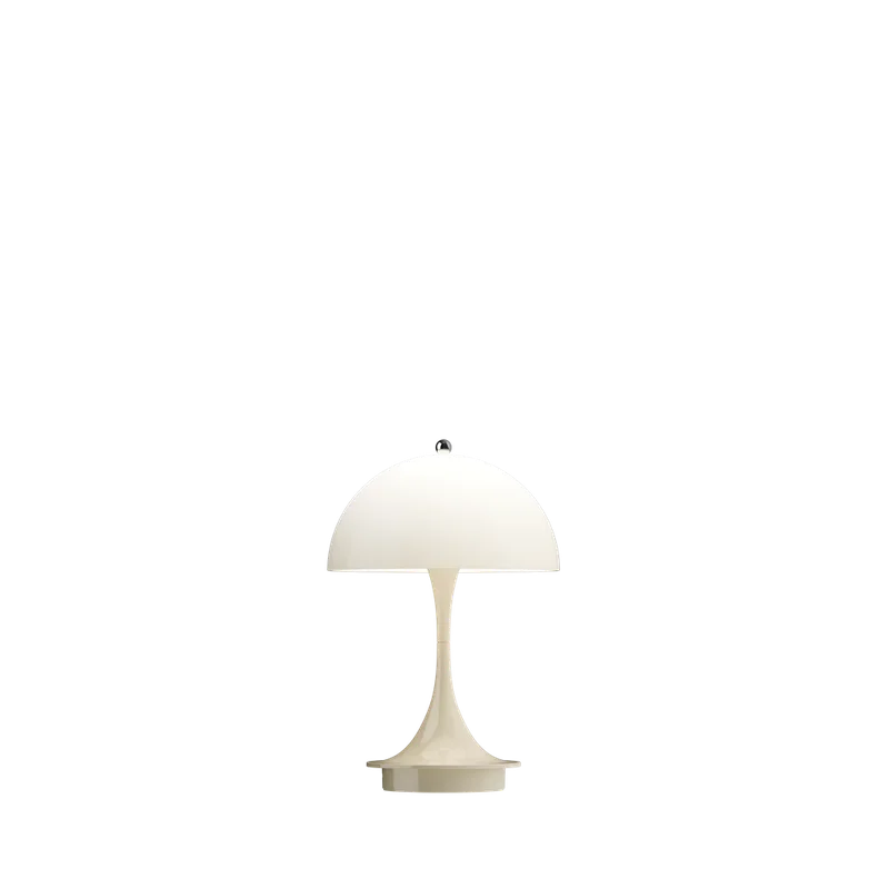 livingandcompany-166241